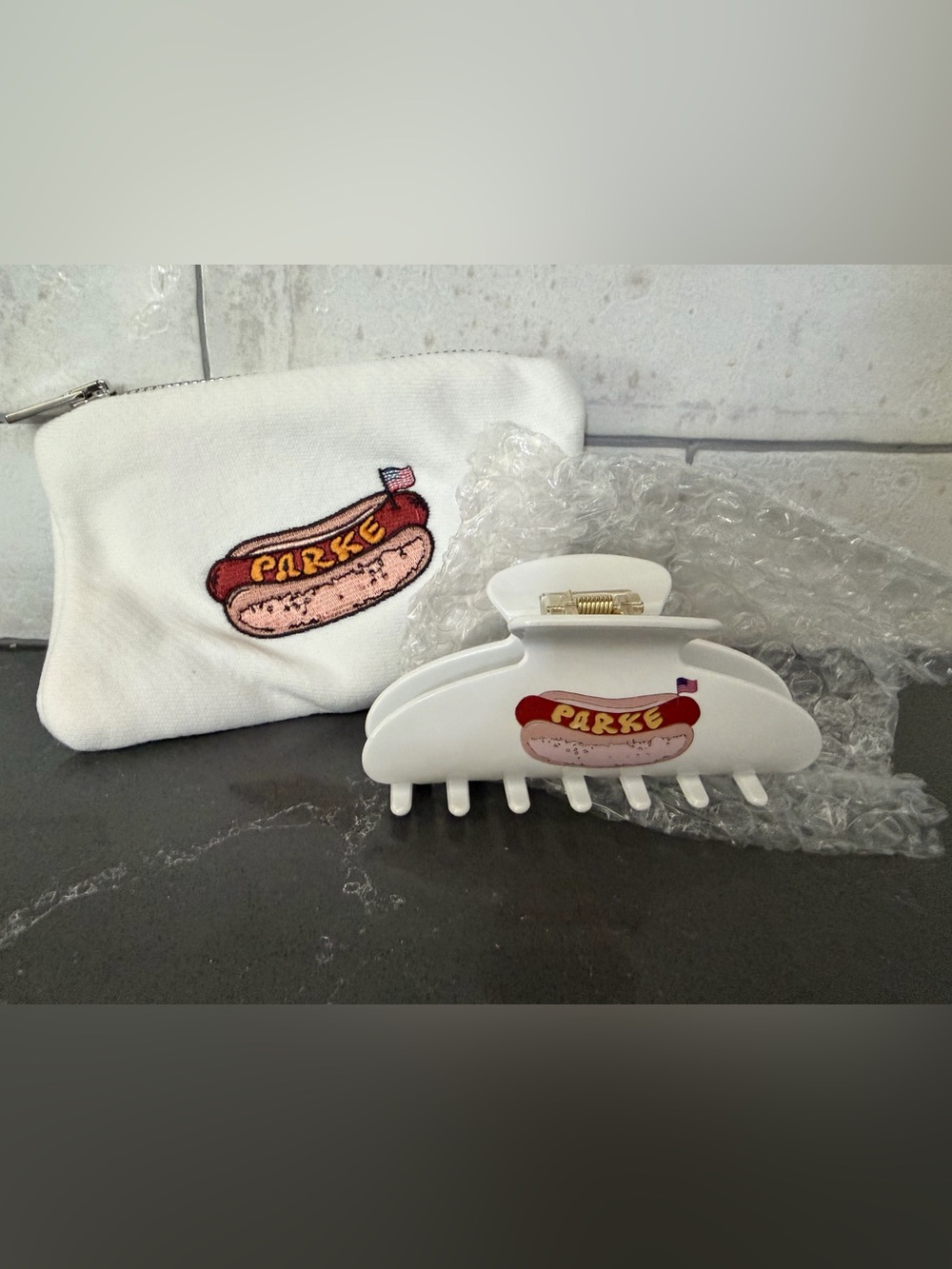 NEW PARKE Claw Clip and Zipper Pouch in Hot Dog (White)